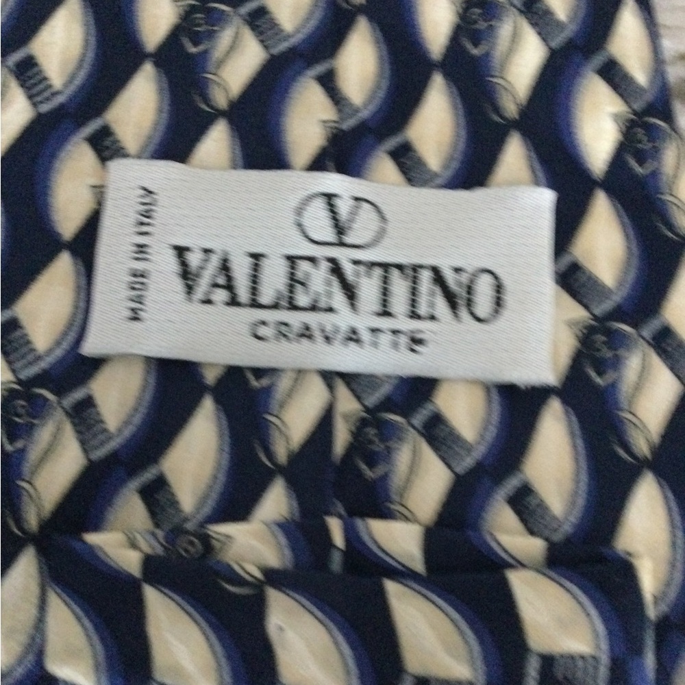 Valentino Blue and Cream Patterned Silk Tie
